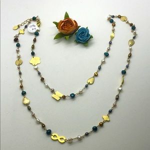 Pearl and gold necklace